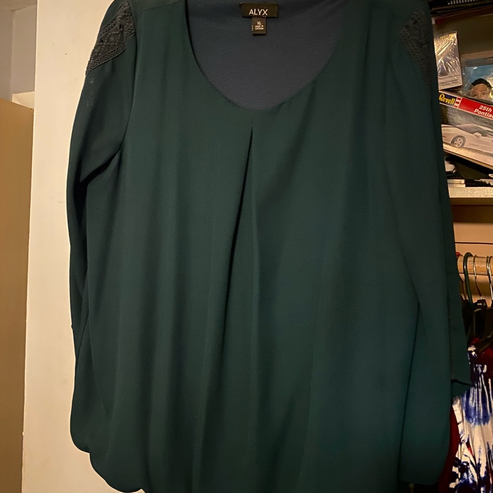 Women’s Top
